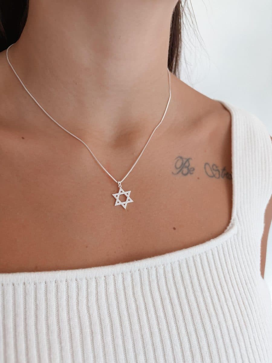 Colar estrela de Davi