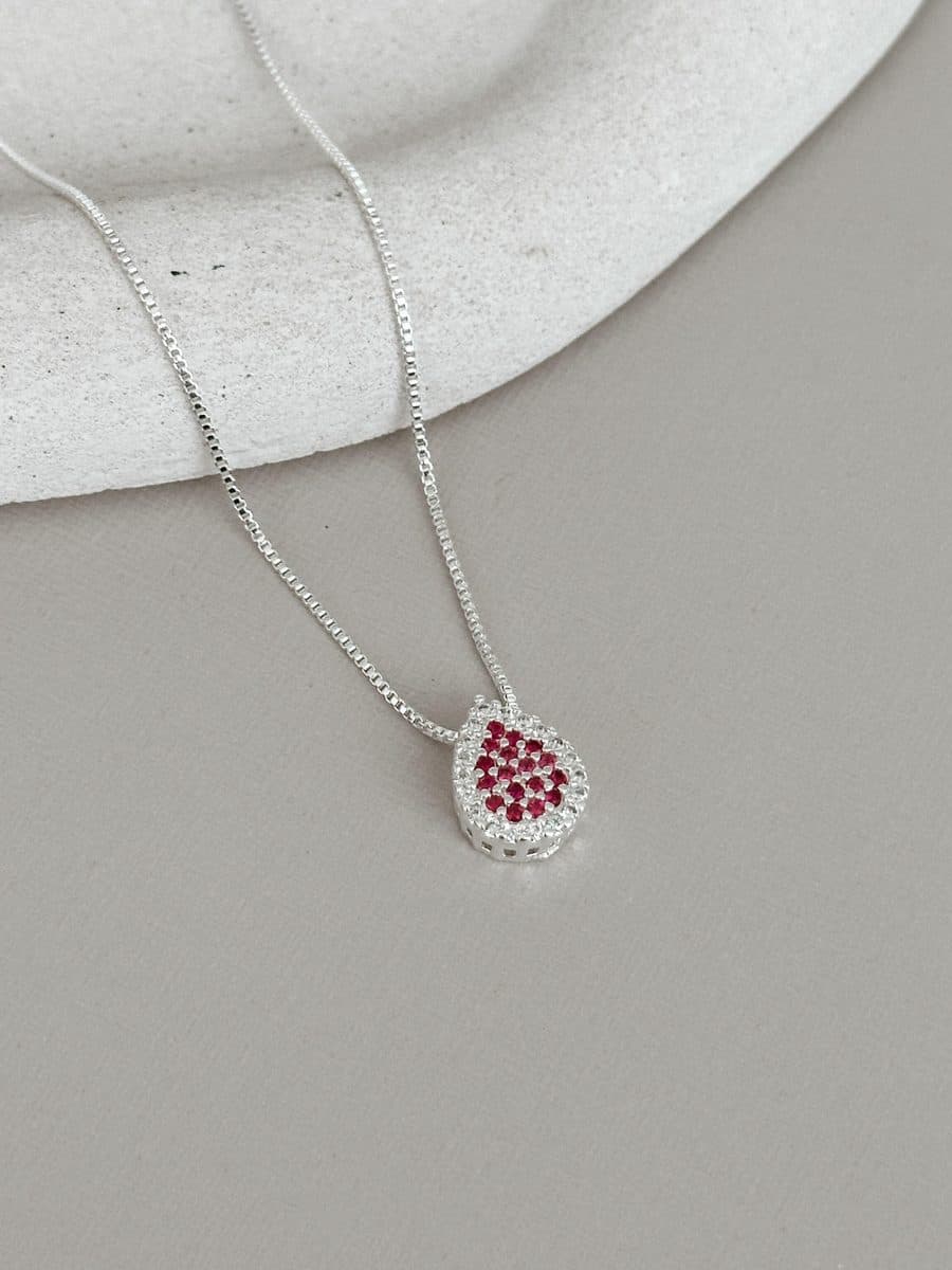Colar gota cravejada de zircônias rosa