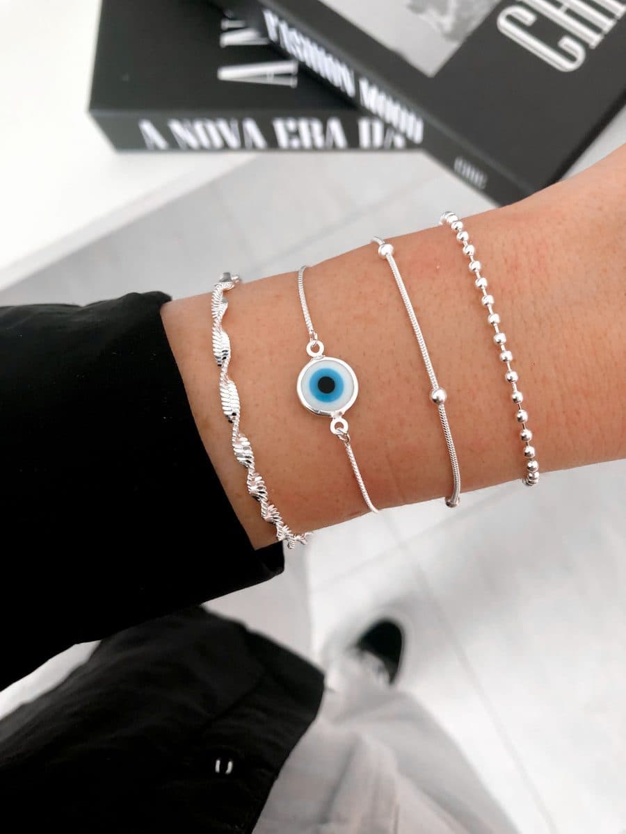 Pulseira rabo de rato bolinhas