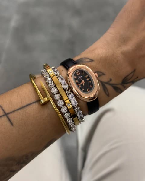 Relógio bracelete em aço inoxidável