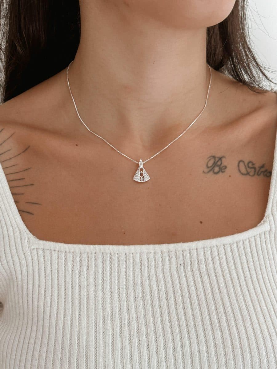 Colar Nossa Senhora cristal lux