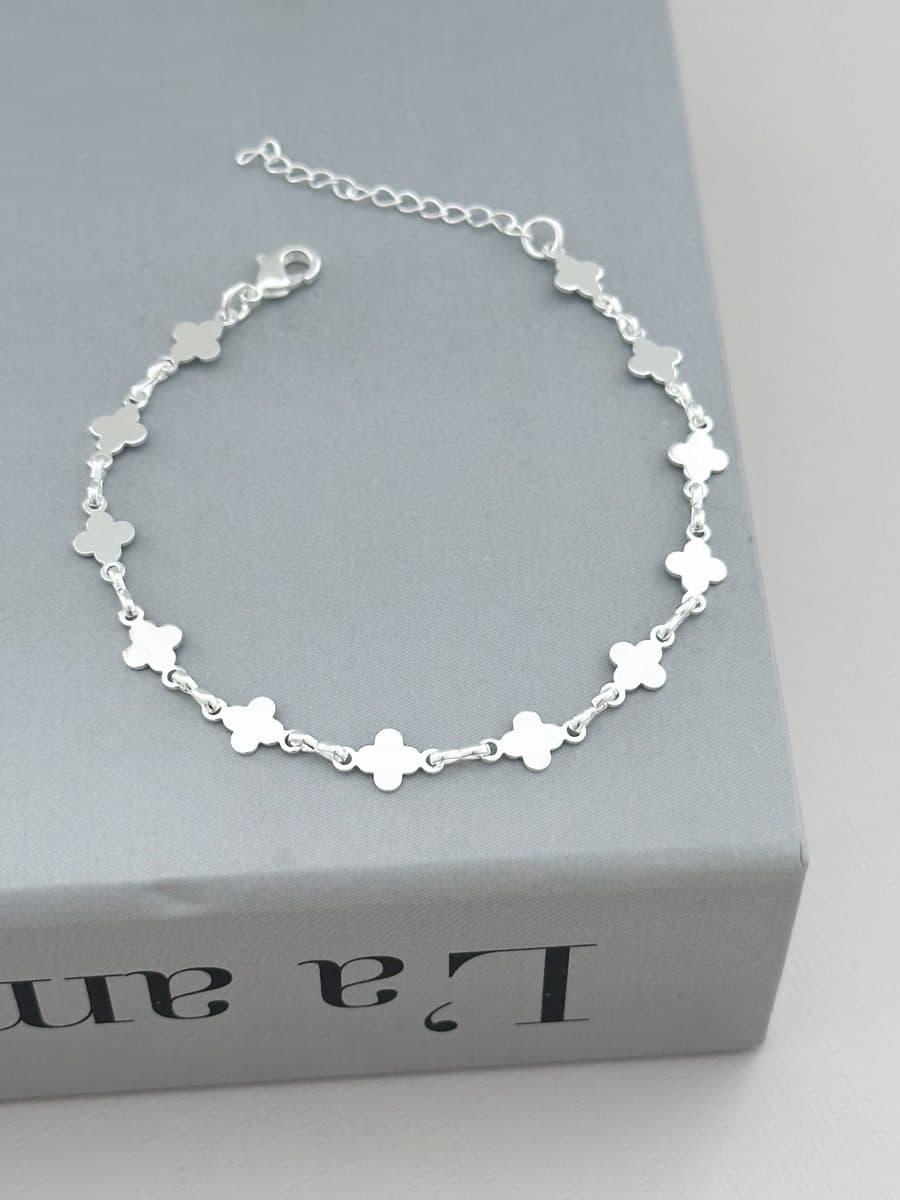 Pulseira trevinhos lisa