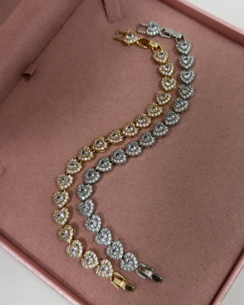 Pulseira riviera de corações cravejados